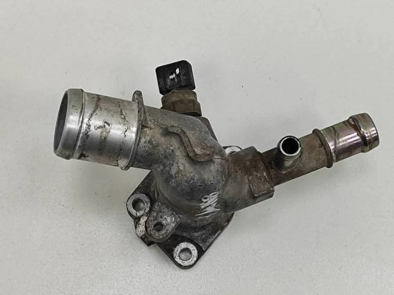 Фланец двигателя системы охлаждения Hyundai Solaris 2020>