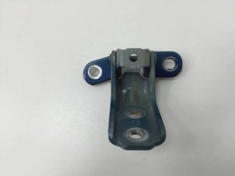 Петля двери передней левой верхняя Hyundai Solaris 2020>