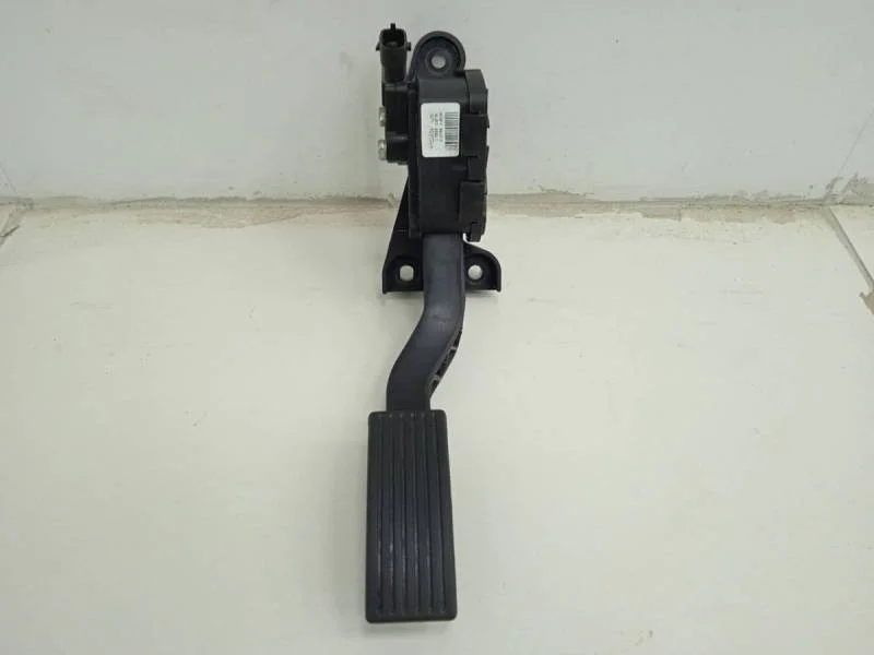 Педаль газа Kia Rio 3 (UB) 2011-2017