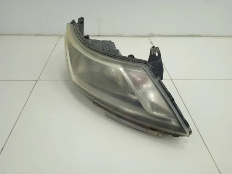 Фара правая Kia Rio 3 (UB) 2011-2017