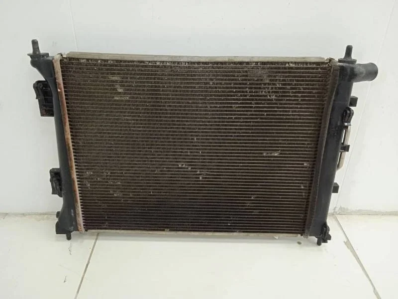 Радиатор охлаждения двигателя Kia Rio 3 (UB) 2011-2017