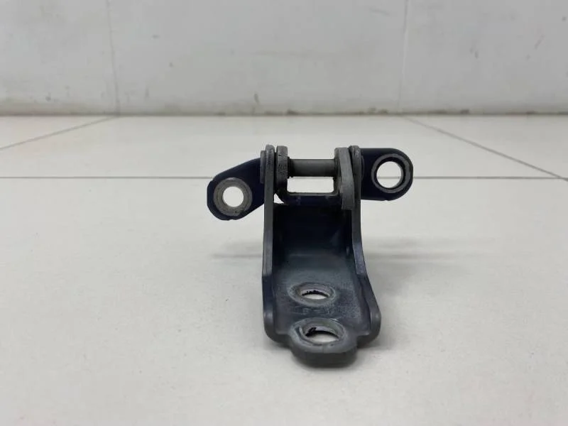 Петля двери передней левой верхняя Honda CR-V 2007-2012