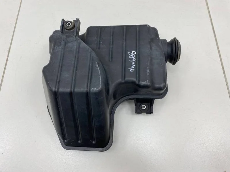 Резонатор воздушного фильтра Honda CR-V 2007-2012