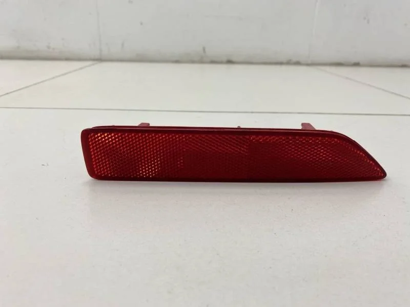 Отражатель в бампер задний правый Honda CR-V 2007-2012