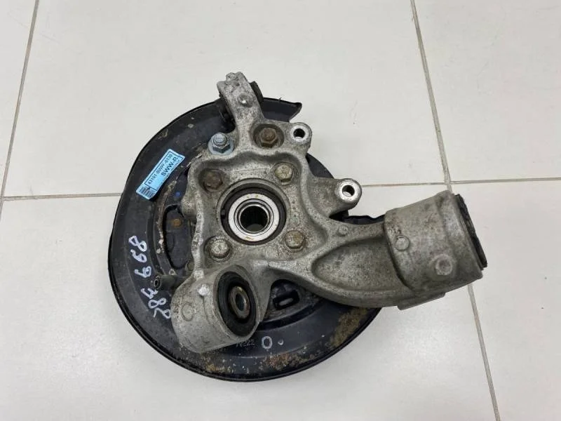 Кулак поворотный задний правый Honda CR-V 2007-2012