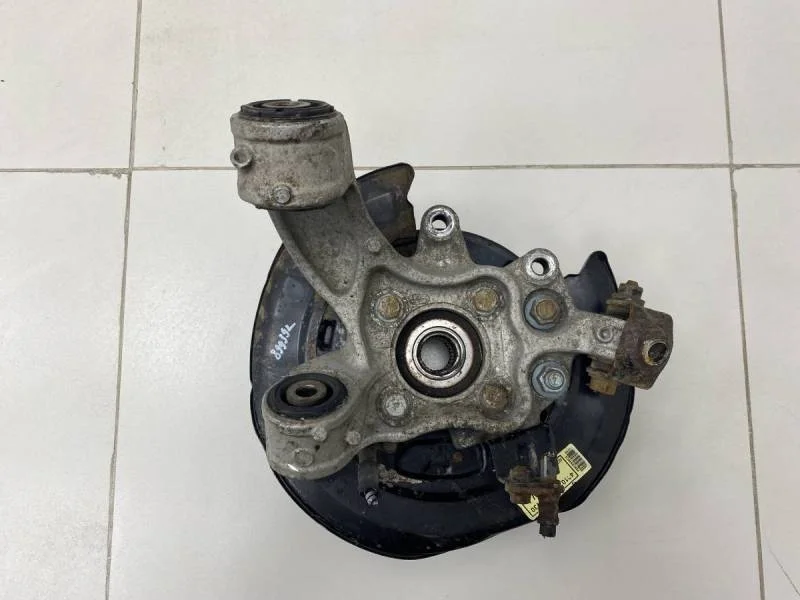 Кулак поворотный задний левый Honda CR-V 2007-2012