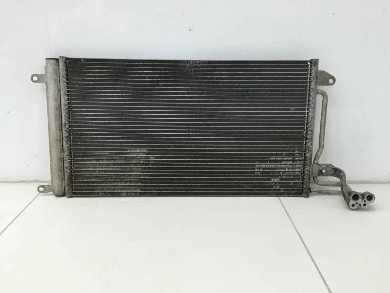 Радиатор кондиционера (конденсер) Volkswagen Polo (Sed RUS) 2011>