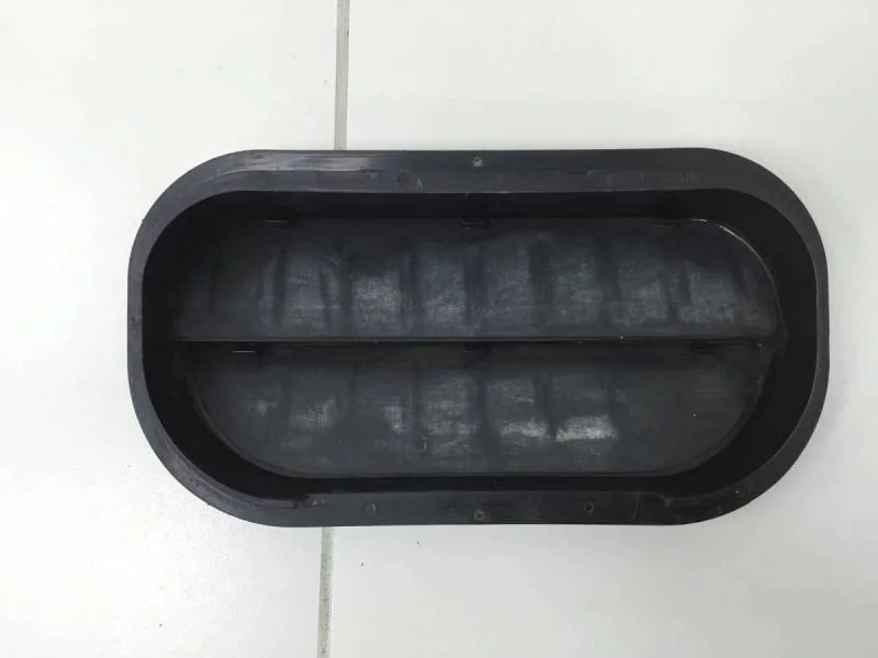 Решетка вентиляционная Volkswagen Polo (Sed RUS) 2011>