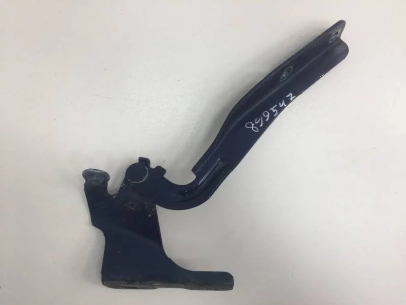 Петля капота левая Nissan Tiida (C11) 2007-2014