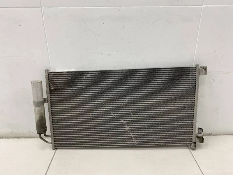 Радиатор кондиционера (конденсер) Nissan Tiida (C11) 2007-2014