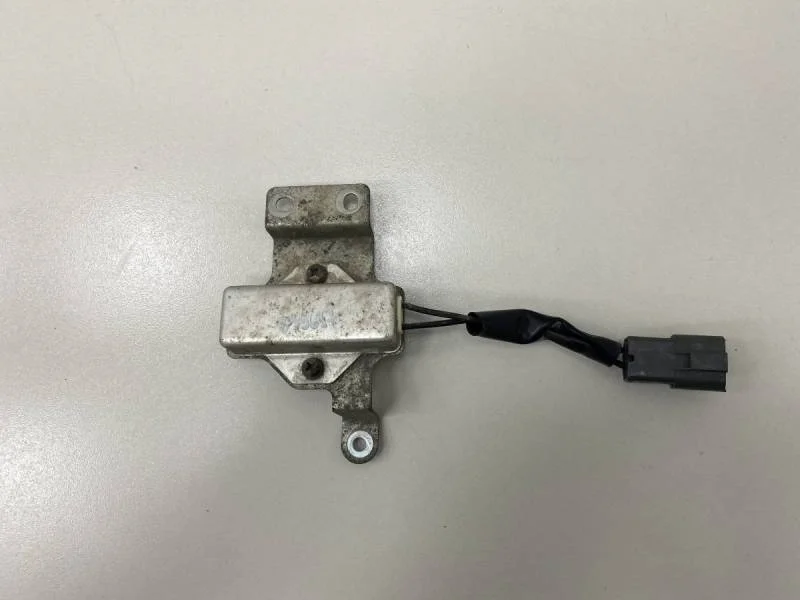 Блок управления вентилятором Nissan Tiida (C11) 2007-2014