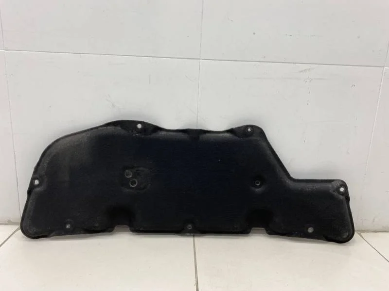 Шумоизоляция капота Nissan Tiida (C11) 2007-2014