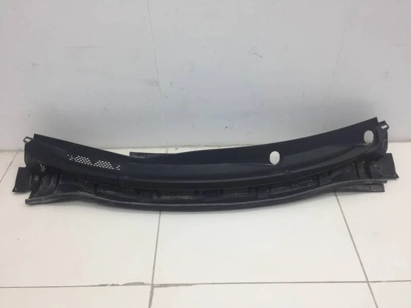 Решетка стеклооч. (планка под лобовое стекло, жабо) Nissan Tiida (C11) 2007-2014