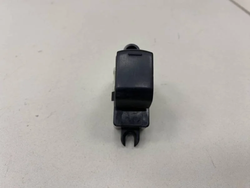 Кнопка стеклоподъемника Nissan Tiida (C11) 2007-2014