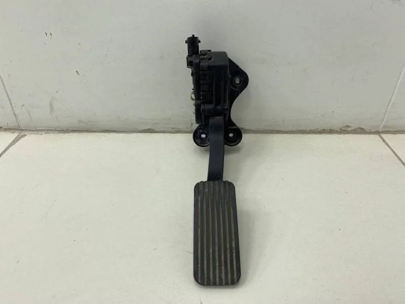 Педаль газа Hyundai i30 (FD) 2007-2012