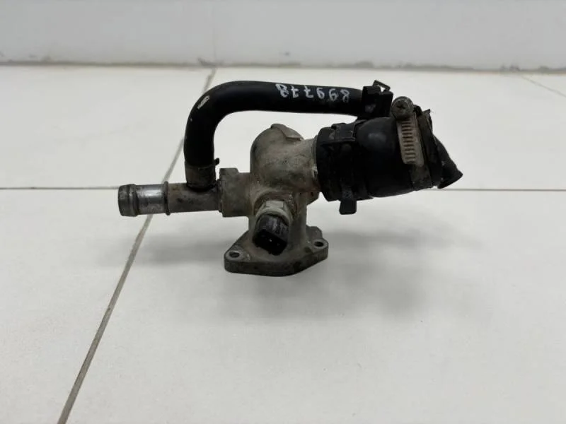 Фланец двигателя системы охлаждения Kia Rio 3 (UB) 2011-2017