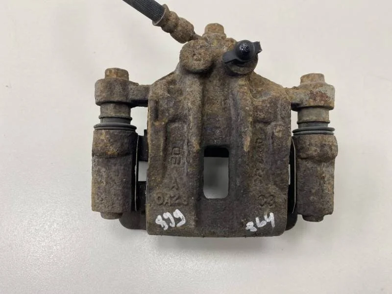 Суппорт задний правый Hyundai i30 (FD) 2007-2012