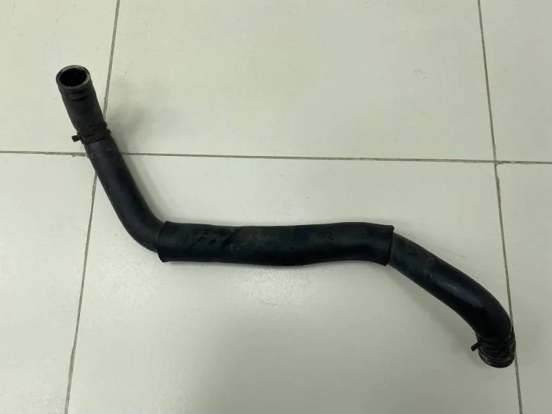 Патрубок радиатора охлаждения Hyundai i30 (FD) 2007-2012