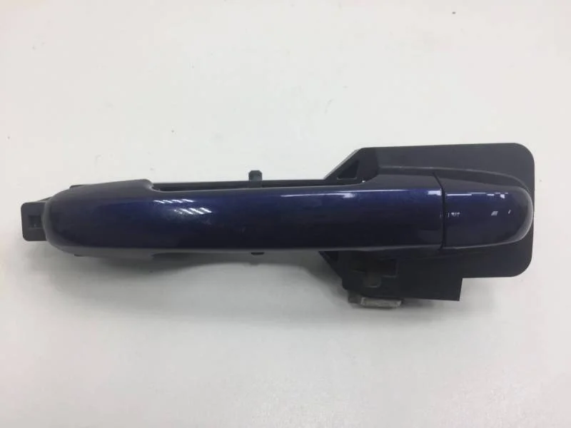 Ручка двери задней наружная левая Hyundai i30 (FD) 2007-2012