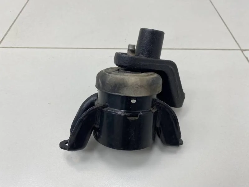 Опора двигателя правая Hyundai Solaris 2010-2017