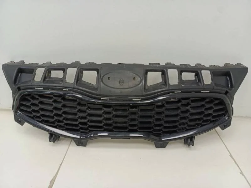 Решетка радиатора Kia Ceed (JD) 2012-2018