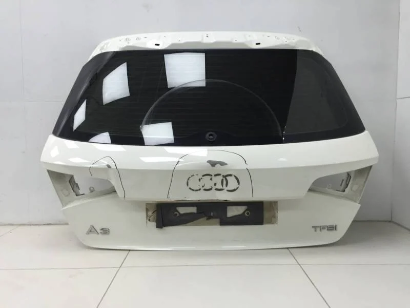 Дверь багажника со стеклом Audi A3 (8V) 2013>