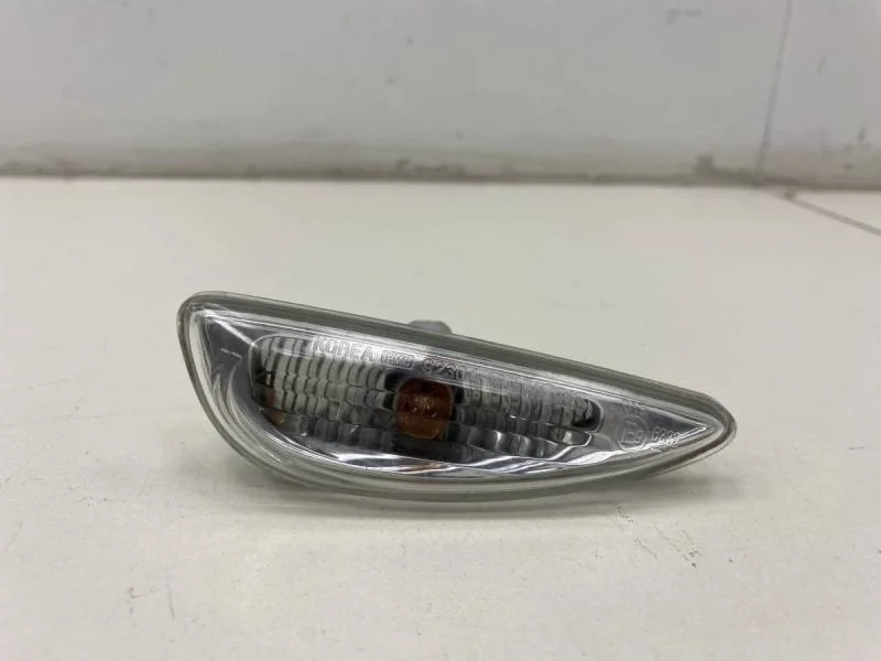 Повторитель на крыло Hyundai Solaris 2010-2017