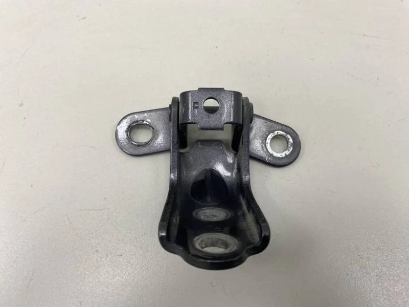 Петля двери задней левой нижняя Hyundai Solaris 2010-2017