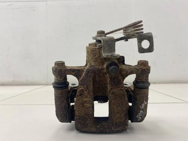 Суппорт задний правый Hyundai Solaris 2010-2017