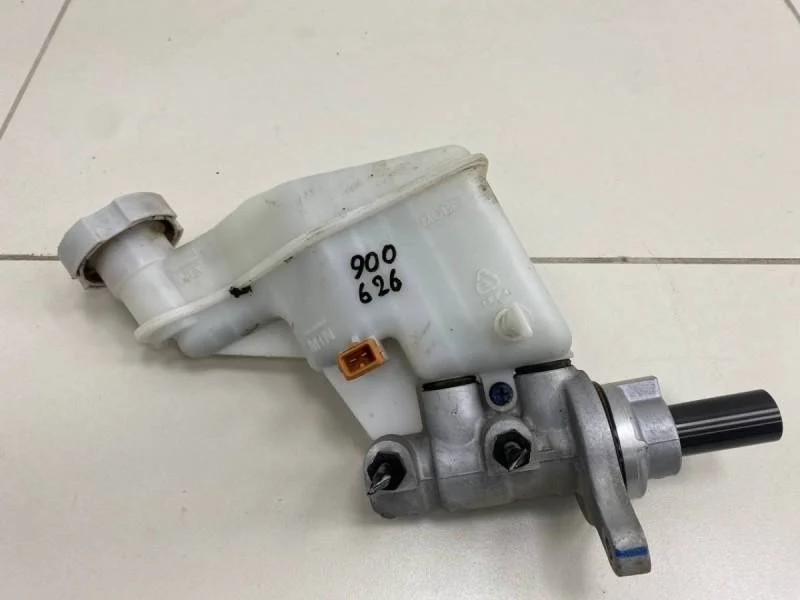 Цилиндр тормозной главный Kia Ceed (JD) 2012-2018