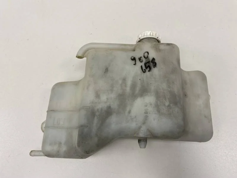 Бачок расширительный Mitsubishi L200 (KB) 2006-2016