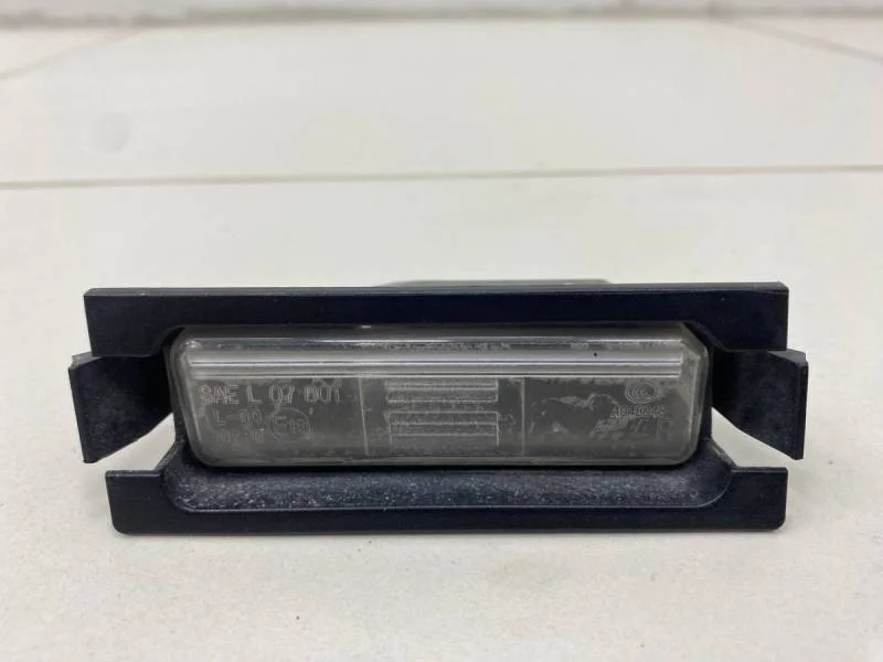 Фонарь подсветки номера Kia Ceed (JD) 2012-2018