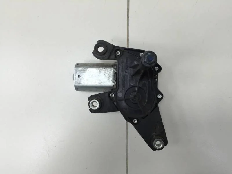 Моторчик стеклоочистителя задний Renault Sandero 2009-2014