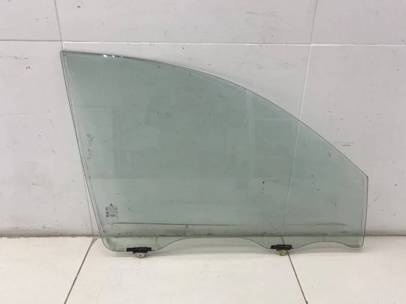 Стекло двери передней правой Mitsubishi L200 (KB) 2006-2016