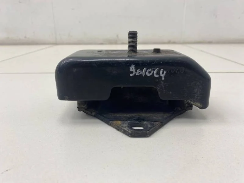 Опора двигателя Mitsubishi L200 (KB) 2006-2016