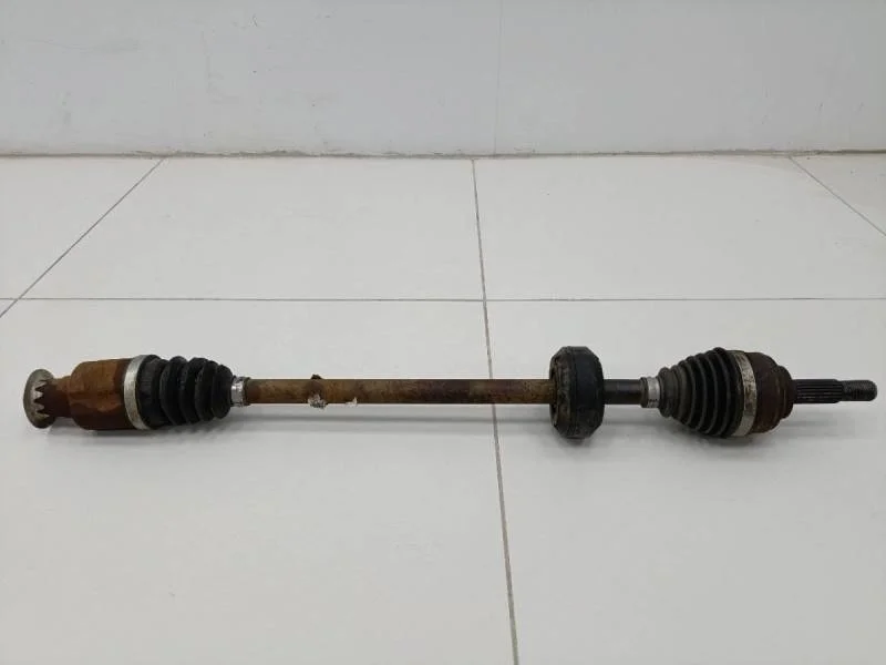 Полуось передняя правая Renault Sandero 2009-2014