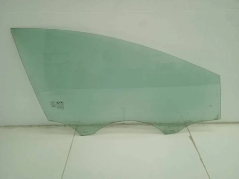Стекло двери передней правой Ford Focus 3 2011>