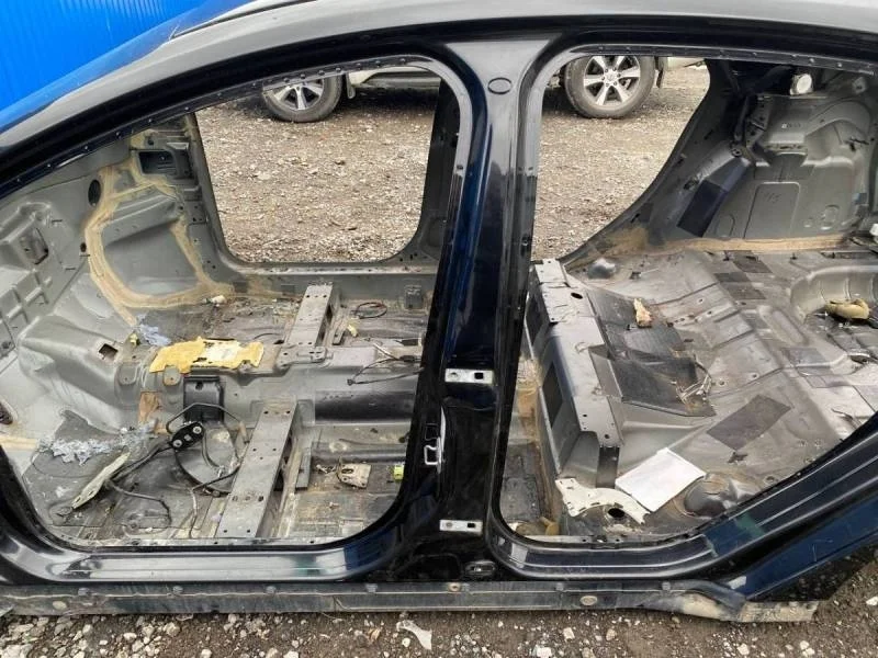 Порог со стойкой левый Ford Focus 3 2011>