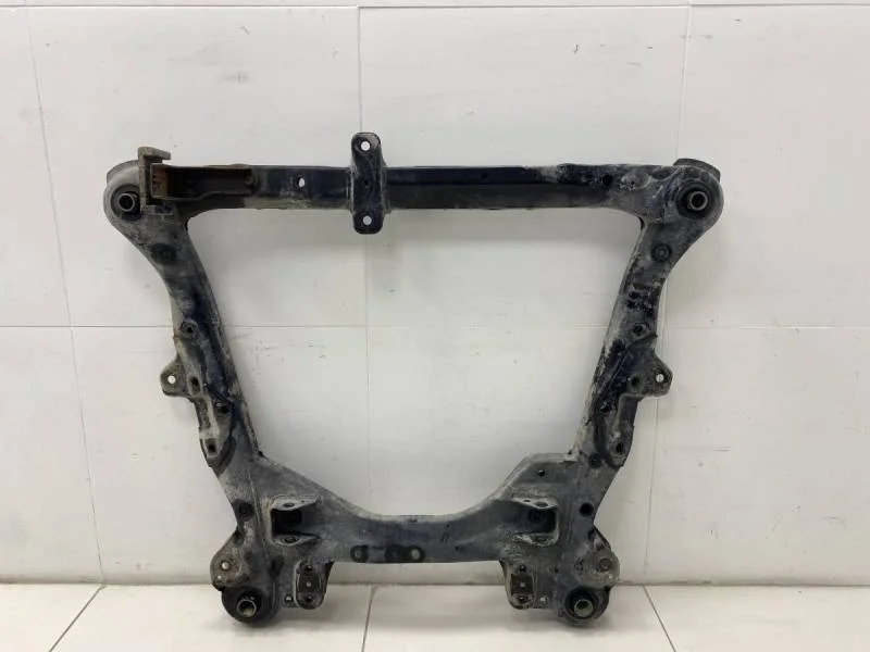 Балка подмоторная Toyota Camry (V50) 2011-2017