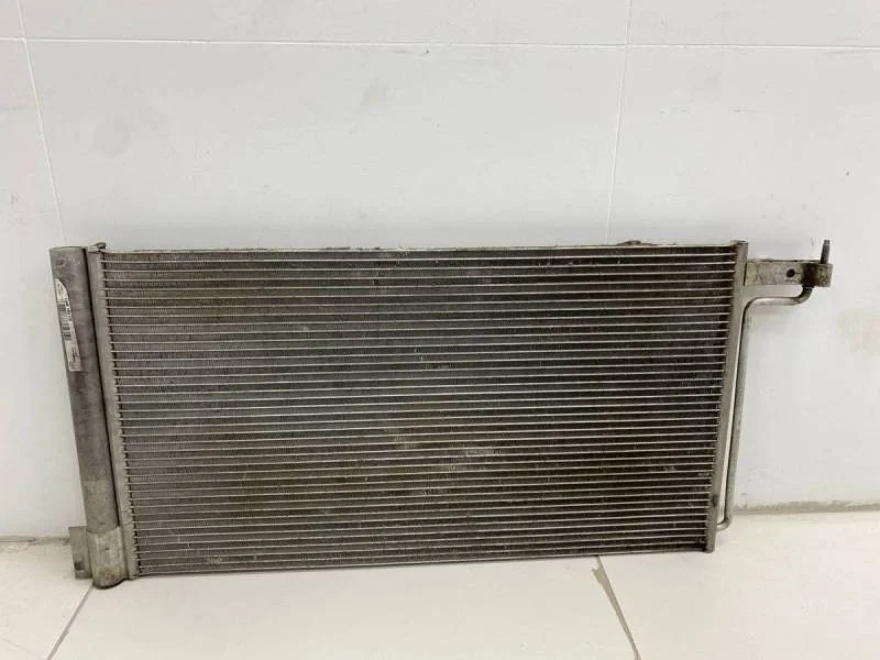 Радиатор кондиционера (конденсер) Ford Focus 3 2011>