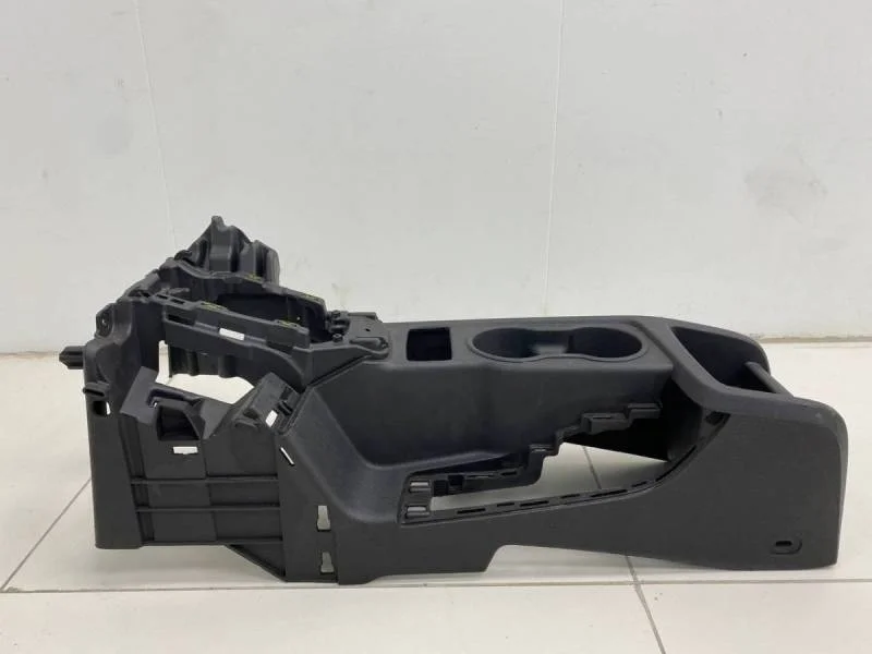 Консоль центральная Ford Focus 3 2011>