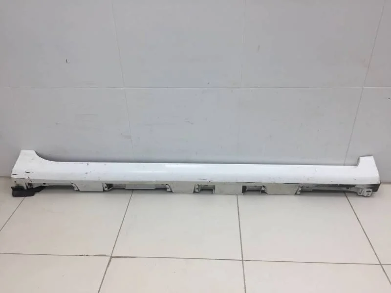 Накладка на порог (наружная) Toyota Camry (V50) 2011-2017