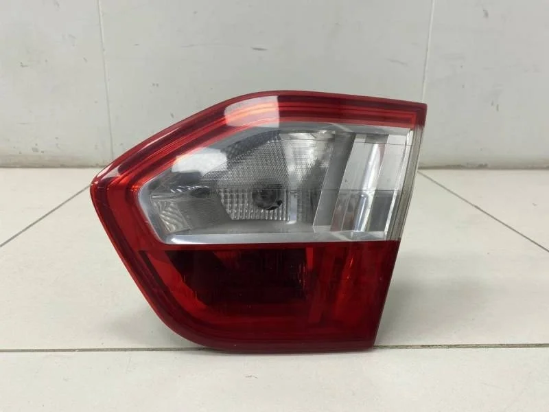 Фонарь задний внутренний правый Renault Fluence 2010-2017