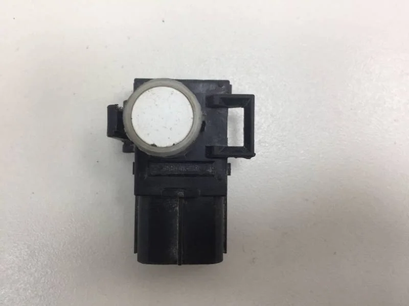 Датчик парковки Toyota Camry (V50) 2011-2017