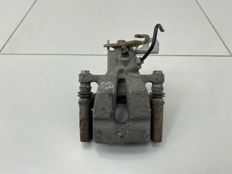 Суппорт задний правый Renault Fluence 2010-2017