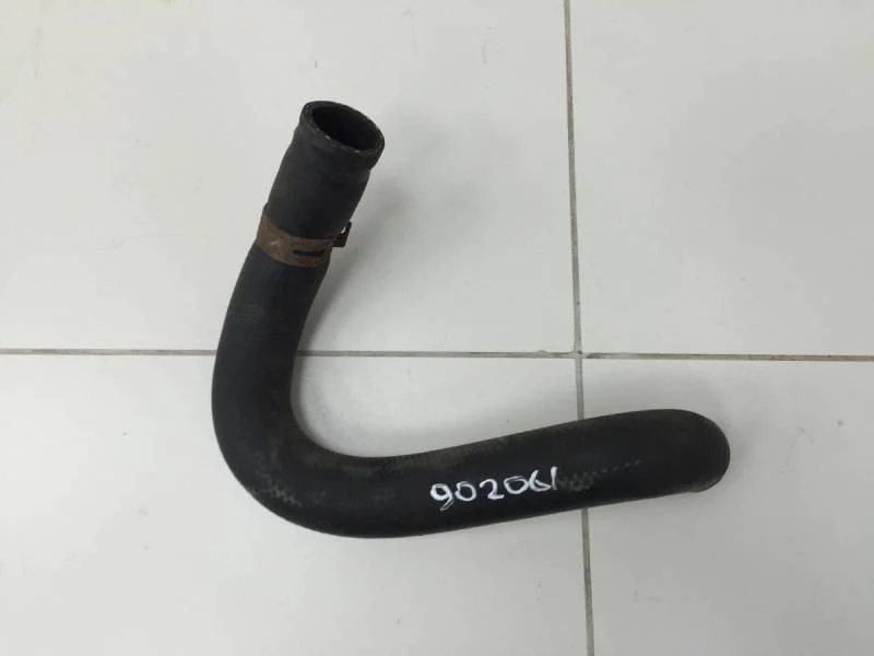 Патрубок радиатора охлаждения Toyota Corolla E150 2006-2013