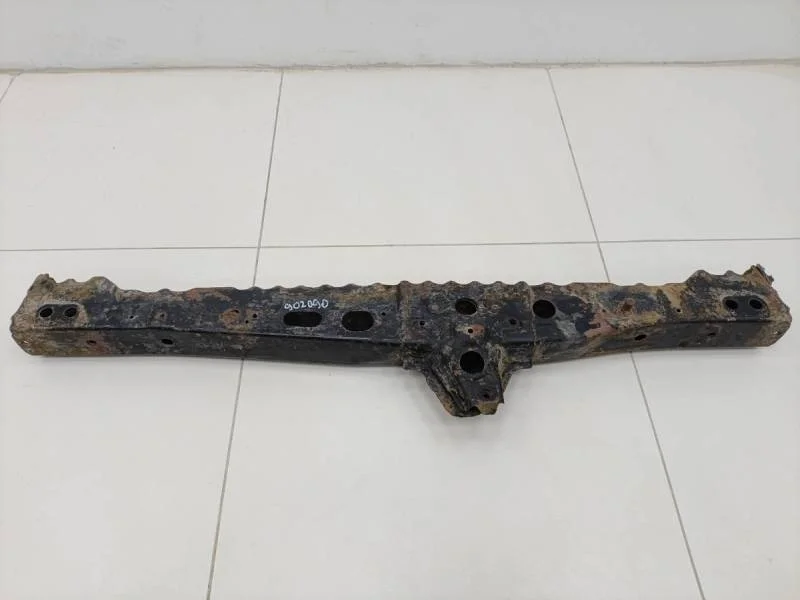 Балка передняя поперечная Toyota Corolla E150 2006-2013