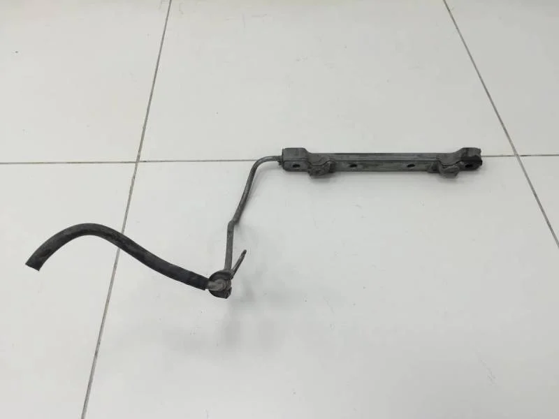 Рейка топливная (рампа) Toyota Corolla E150 2006-2013
