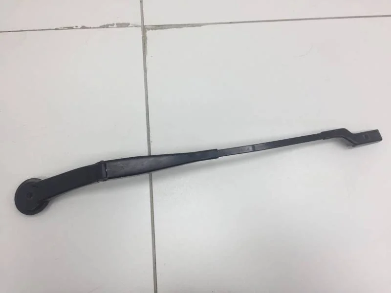 Поводок стеклоочистителя передний правый Ford Focus 3 2011>