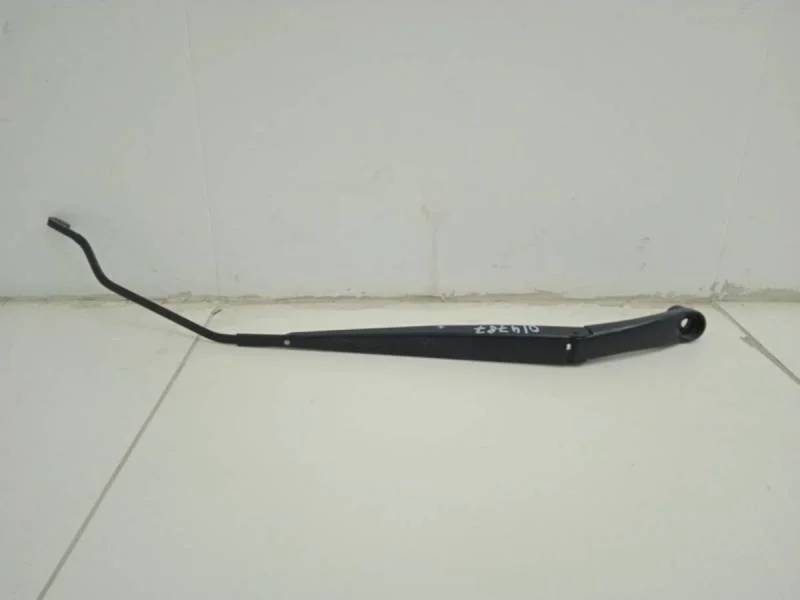 Поводок стеклоочистителя передний правый Kia Rio 3 (UB) 2011-2017